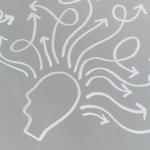 Нейронаучный анализ принятия решений в блэкджеке